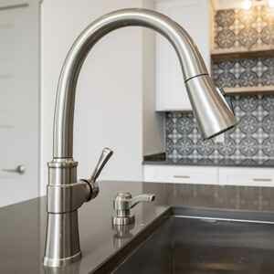 ברזים בצבע נירוסטה